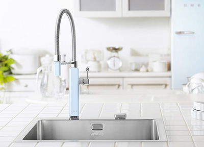 Радуга цветов SMEG в новой коллекции смесителей